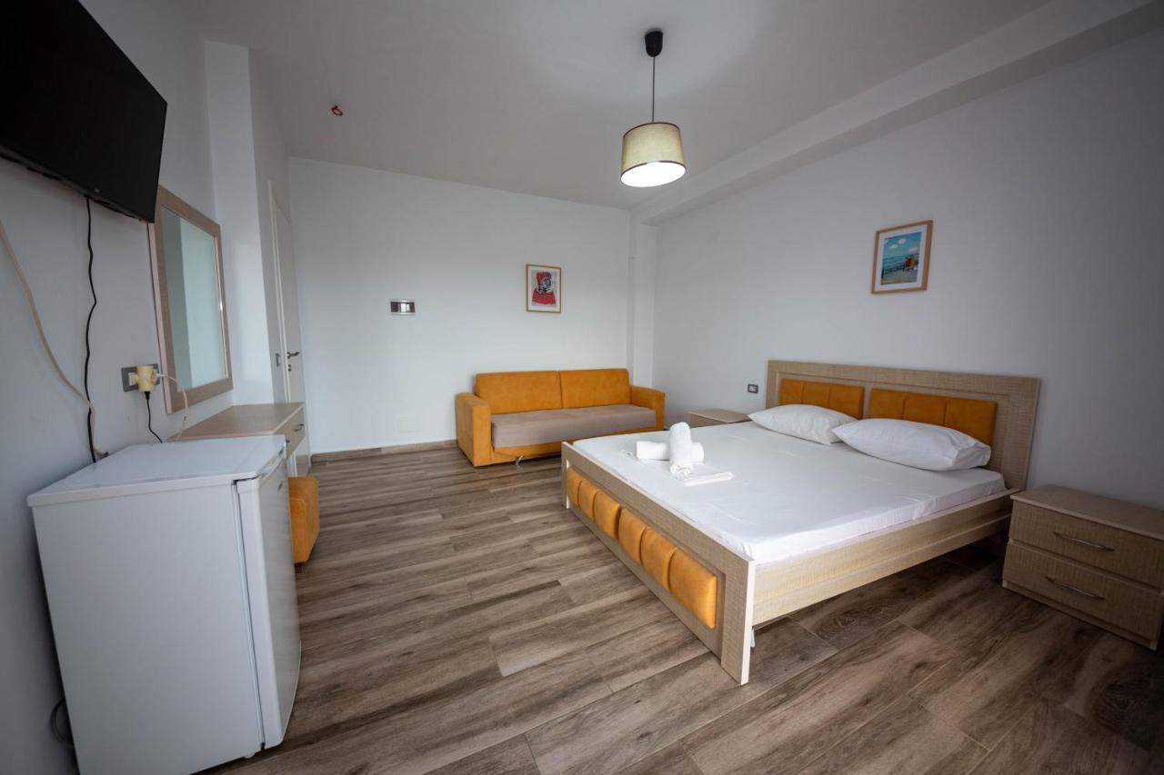 Villa Rondo Himare Exterior foto