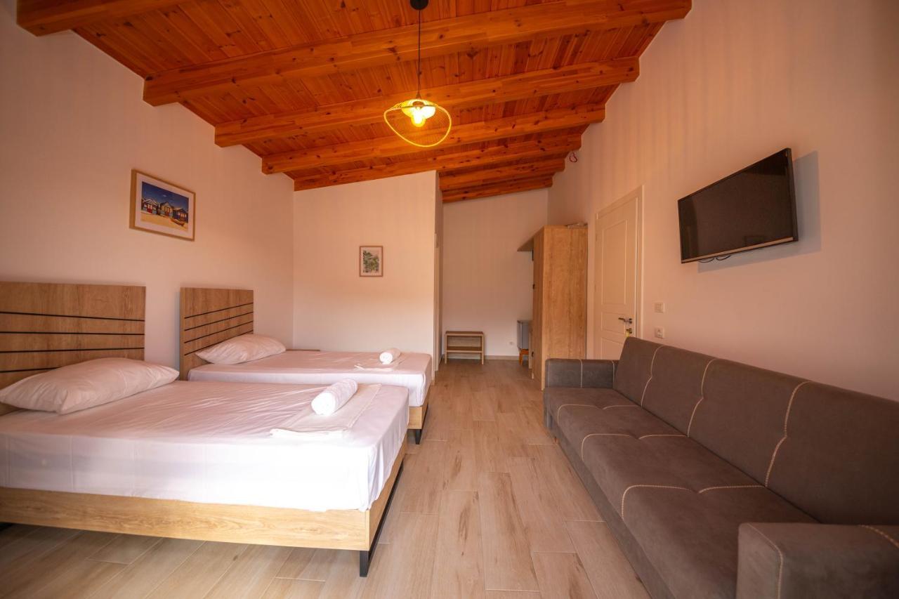 Villa Rondo Himare Exterior foto