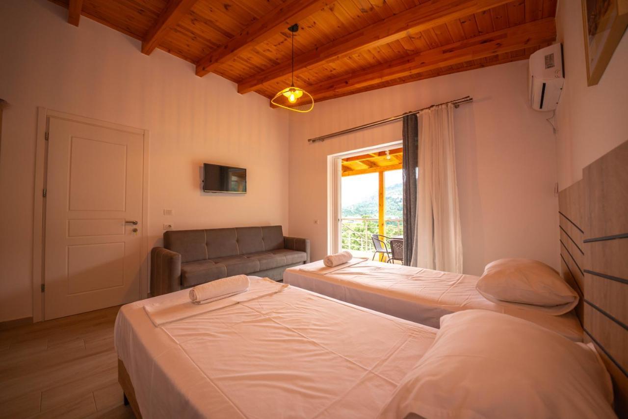 Villa Rondo Himare Exterior foto
